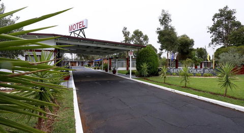 Silver Oaks Motel - Timeshare Accommodation 0