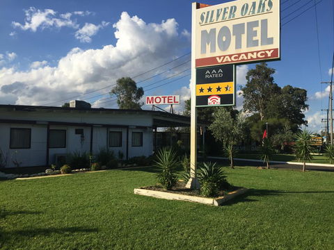 Silver Oaks Motel - Timeshare Accommodation 2