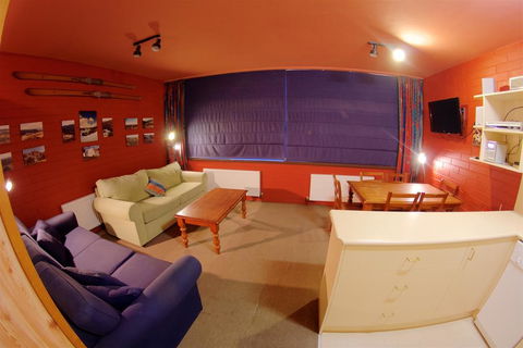 Snow Ski Apartments 18 - Timeshare Accommodation 1