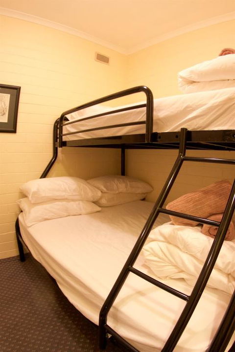 Snow Ski Apartments 31 - Timeshare Accommodation 3