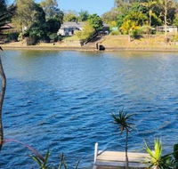 Spacious 2 Bedroom Beach Side Apartment - Close to shopping Centre with Coles Health Food Shop Sushi Pizza Cafes Hairdresse - Timeshare Accommodation