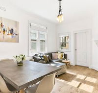 Spacious Harbour View 4bd home in Sydney CBD - Timeshare Accommodation