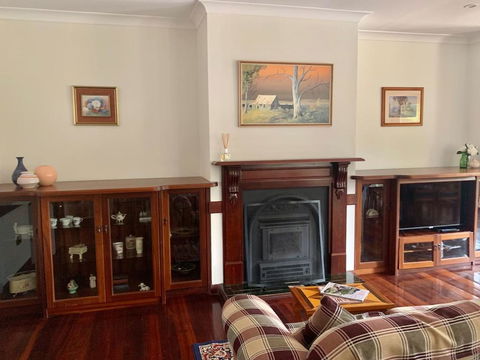 Spacious, Clean , Relaxing Country Escape Perfect For Large Groups And Families - Timeshare Accommodation 2