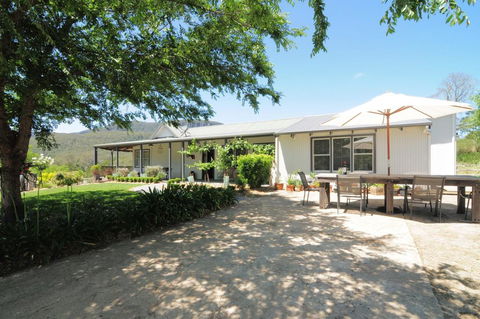 Spring Grove Dairy - Picturesque Views! - Timeshare Accommodation 0