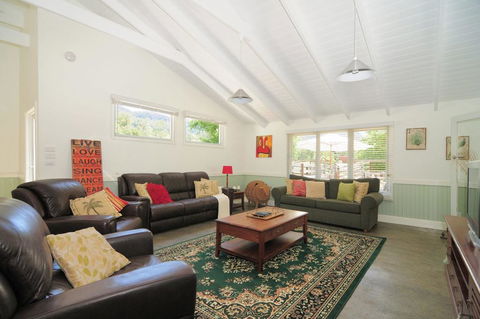 Spring Grove Dairy - Picturesque Views! - Timeshare Accommodation 3