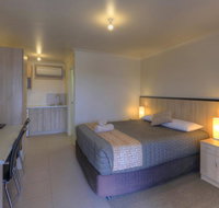 Starline Motor Inn