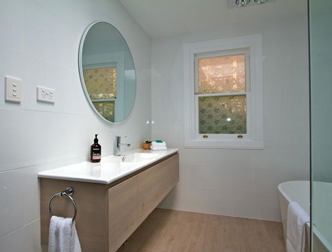 Strahan House - Timeshare Accommodation 3