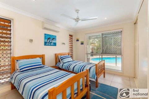 Stunning Waterfront Home With Pool - Sylvan Beach Esp, Bellara - Timeshare Accommodation 2