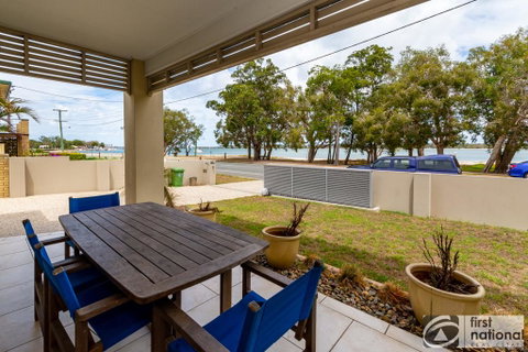 Stunning Waterfront Home With Pool - Sylvan Beach Esp, Bellara - Timeshare Accommodation 0