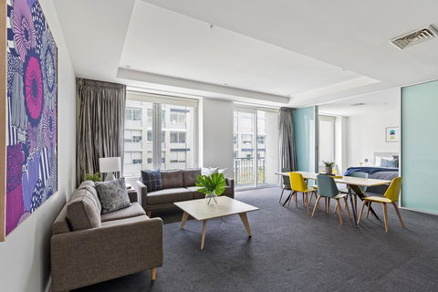Stunning, Central Huge CBD Pad, Free WiFi, Netflix - Timeshare Accommodation 1