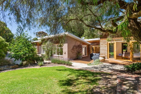 Sun Valley - Boutique Portsea Accommodation - Timeshare Accommodation 1