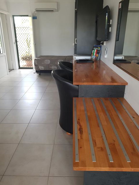 Sunseeker Motel - Timeshare Accommodation 1
