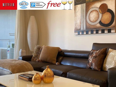 TERRACE LUX FULLY AIR 2 CAR FREE NETFLIX WIFI WINE - Timeshare Accommodation 0
