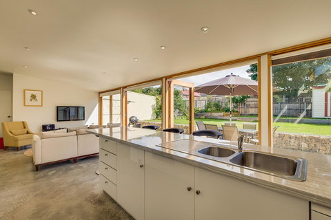 Brampton Cottage - Timeshare Accommodation 18