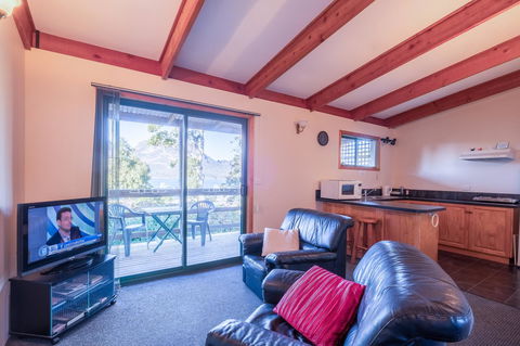 Freycinet Timber Cottage 1 - Timeshare Accommodation 1