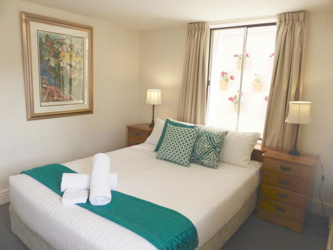 338 On Murray - Timeshare Accommodation 6