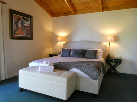 Osprey Lodge & Bungalow - Timeshare Accommodation 2