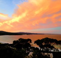 DOLPHIN LOOKOUT COTTAGE - amazing views of the Bay of Fires - Timeshare Accommodation