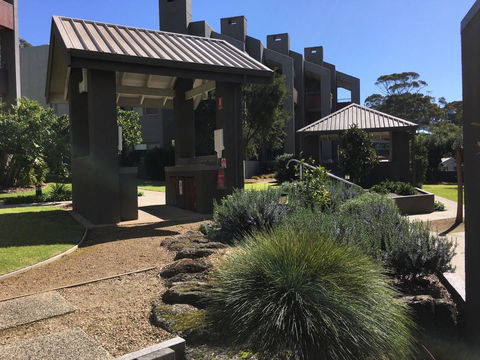 Cumberland Lorne Resort - Timeshare Accommodation 1
