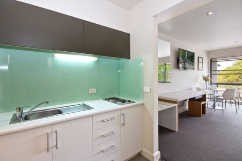 Lorne Bay View Motel - Timeshare Accommodation 27