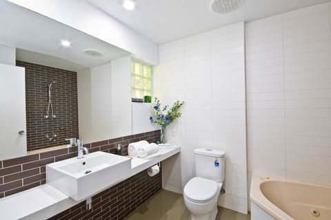 Lorne Bay View Motel - Timeshare Accommodation 17