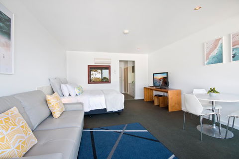 Lorne Bay View Motel - Timeshare Accommodation 10