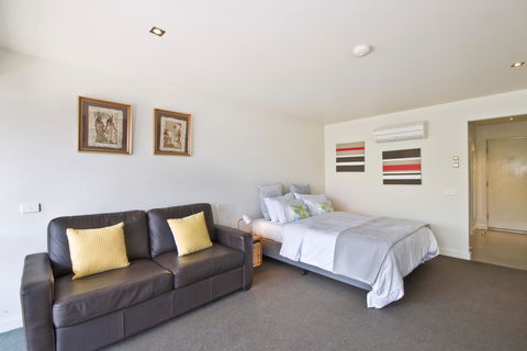 Lorne Bay View Motel - Timeshare Accommodation 23