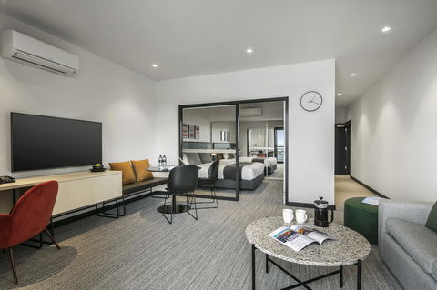 Quest Notting Hill - Timeshare Accommodation 9