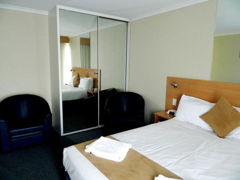 Ciloms Airport Lodge - Timeshare Accommodation 37