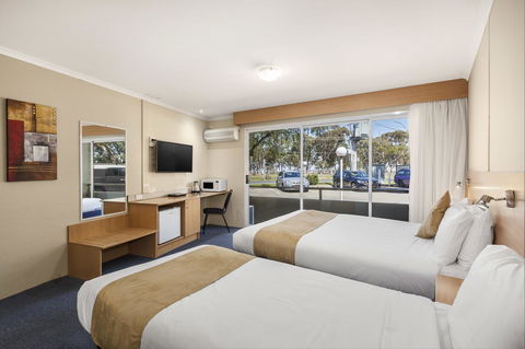Ciloms Airport Lodge - Timeshare Accommodation 31