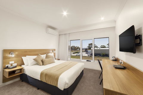 Ciloms Airport Lodge - Timeshare Accommodation 5
