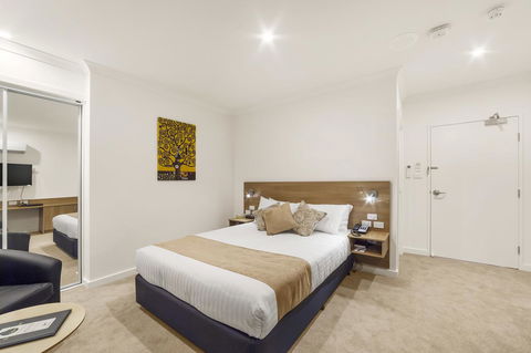 Ciloms Airport Lodge - Timeshare Accommodation 44