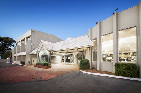 Ciloms Airport Lodge - Timeshare Accommodation 14