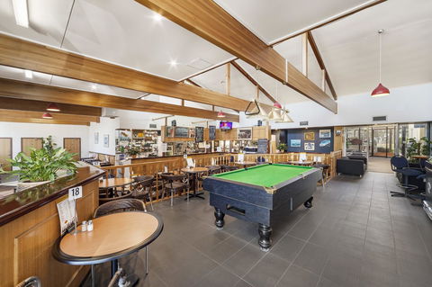 Ciloms Airport Lodge - Timeshare Accommodation 7
