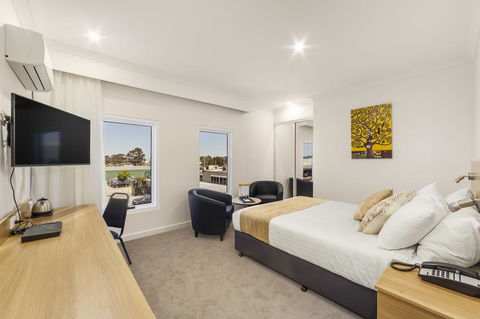 Ciloms Airport Lodge - Timeshare Accommodation 29