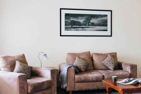 Dunkeld Studio Accommodation - Timeshare Accommodation 7