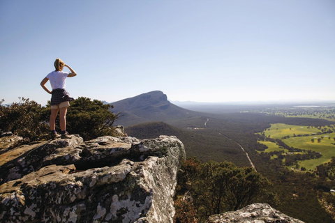 Dunkeld Studio Accommodation - Timeshare Accommodation 11