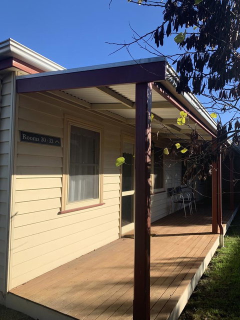 Dunkeld Studio Accommodation - Timeshare Accommodation 3