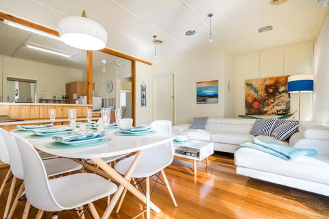 Nautique Beach House - Timeshare Accommodation 1