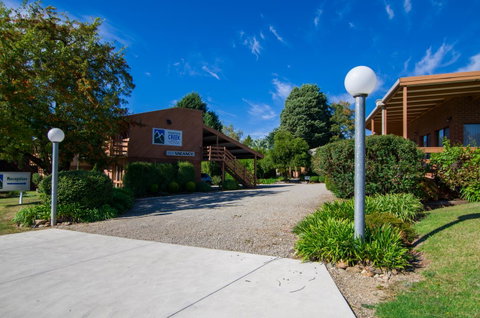 Mountain Creek Motel Bar & Restaurant - Timeshare Accommodation 23