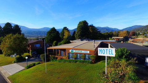 Mountain Creek Motel Bar & Restaurant - Timeshare Accommodation 0