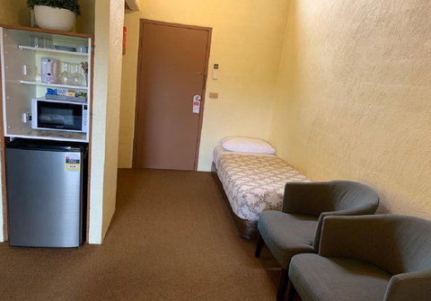 Mountain Creek Motel Bar & Restaurant - Timeshare Accommodation 28