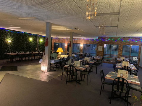 Mountain Creek Motel Bar & Restaurant - Timeshare Accommodation 14