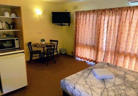 Mountain Creek Motel Bar & Restaurant - Timeshare Accommodation 31