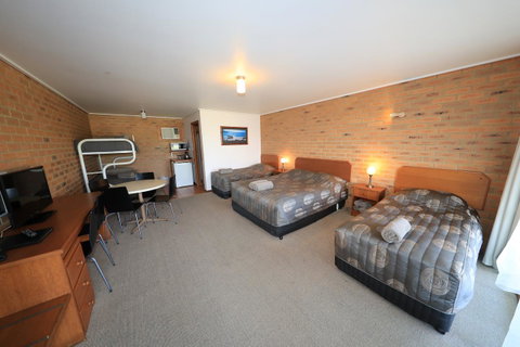 Quays Motel San Remo - Timeshare Accommodation 6