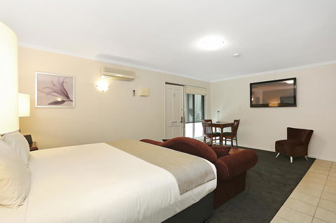 Quality Inn & Suites The Menzies - Timeshare Accommodation 38