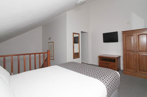Quality Inn & Suites The Menzies - Timeshare Accommodation 24