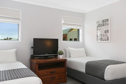 Quality Inn & Suites The Menzies - Timeshare Accommodation 14