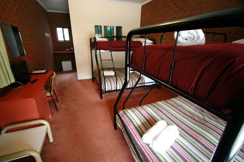 The Harrietville Snowline Hotel - Timeshare Accommodation 4