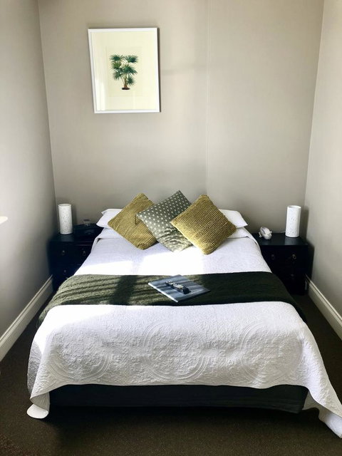 Athelstane House - Timeshare Accommodation 6